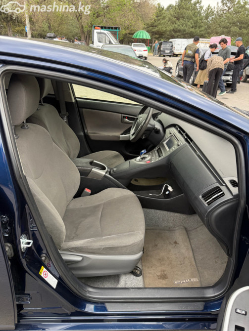 Toyota Prius III Рестайлинг (XW30) 1.8, 2015 Бишкек - сүрөт 10