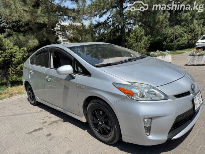 Toyota Prius IV (XW50) 1.8, 2015 Бишкек - сүрөт 2