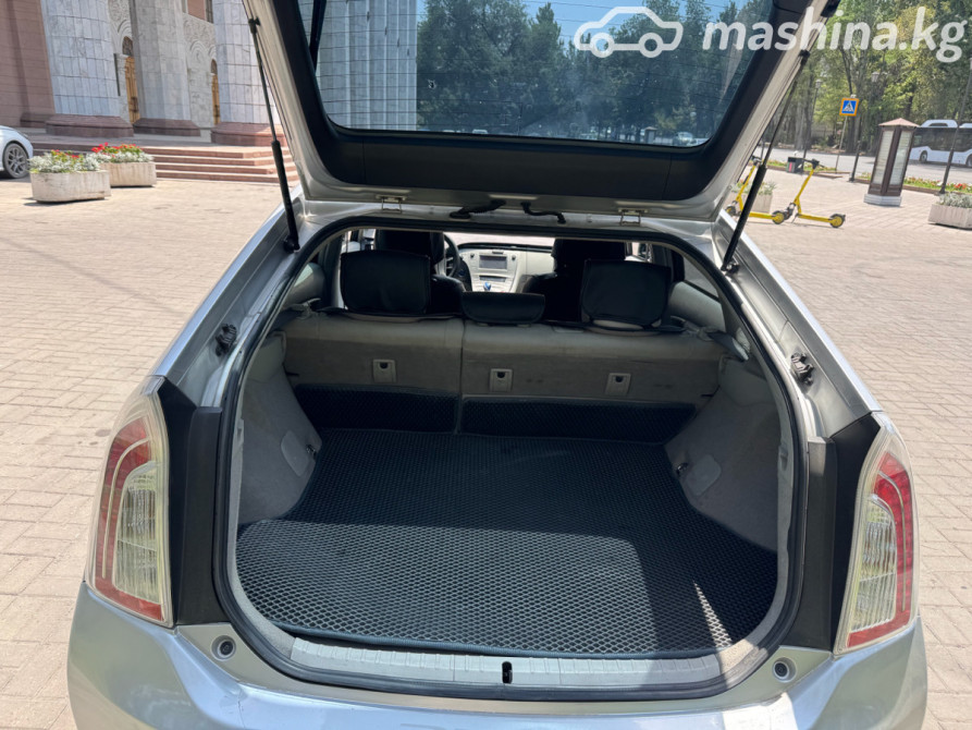 Toyota Prius IV (XW50) 1.8, 2015 Бишкек - изображение 8