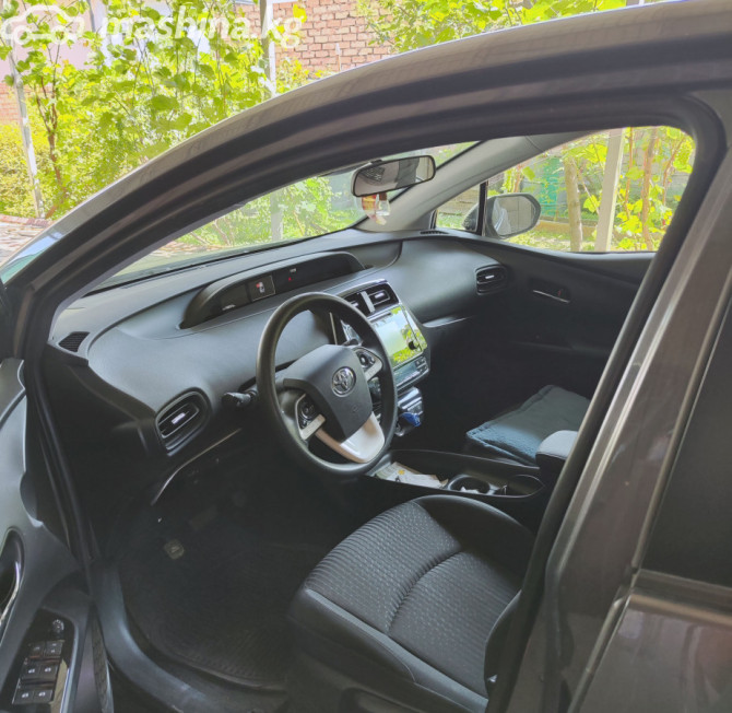 Toyota Prius IV (XW50) 1.8, 2016 Бишкек - сүрөт 5