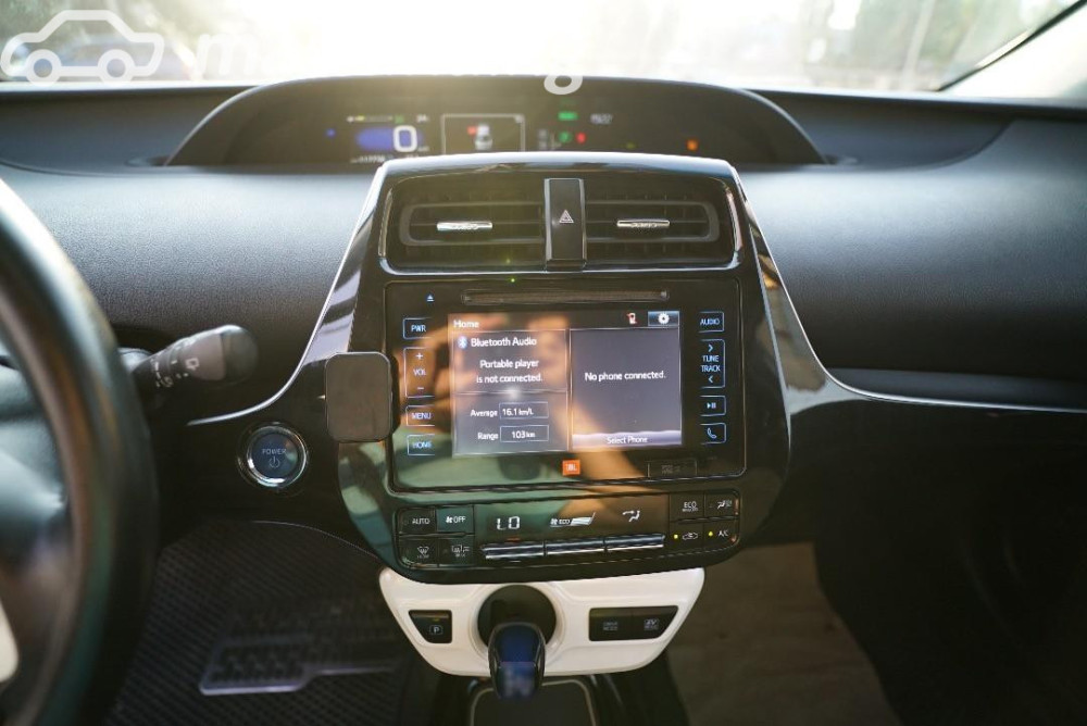 Toyota Prius IV (XW50) 1.8, 2018 Бишкек - сүрөт 4