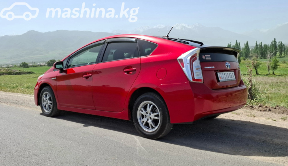 Toyota Prius III Рестайлинг (XW30) Plug-in Hybrid 1.8, 2013 Bishkek - photo 3