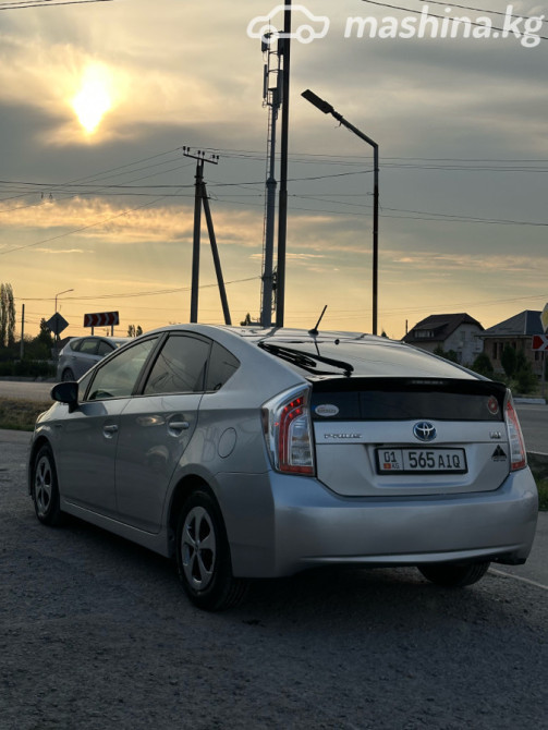 Toyota Prius III Рестайлинг (XW30) Plug-in Hybrid 1.8, 2015 Bishkek - photo 3