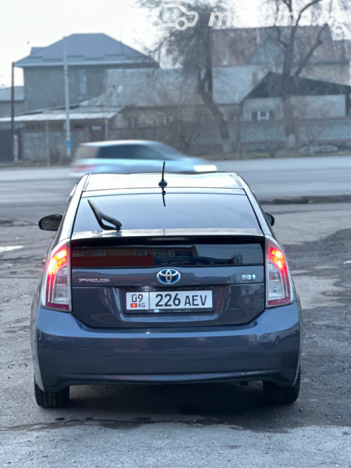 Toyota Prius III (XW30) 1.8, 2011 Бишкек - сүрөт 1