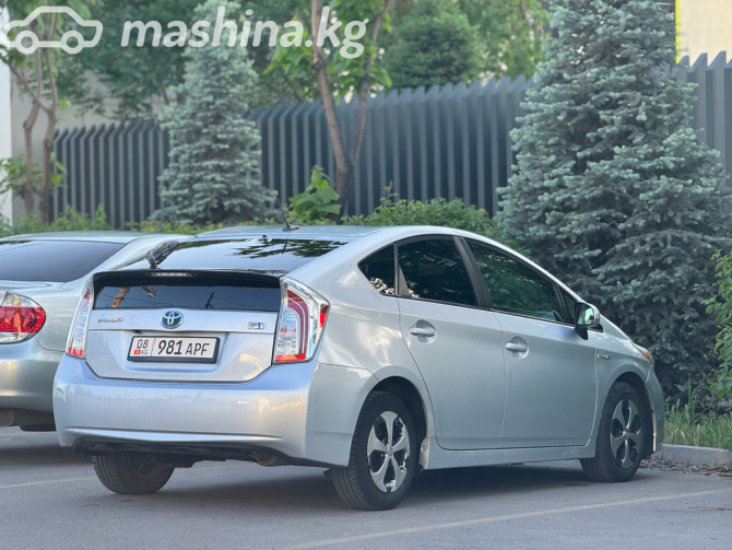 Toyota Prius III Рестайлинг (XW30) 1.8, 2014 Бишкек - сүрөт 3