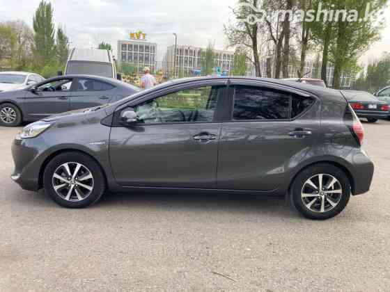 Toyota Prius c I Рестайлинг 1.5, 2018 Бишкек