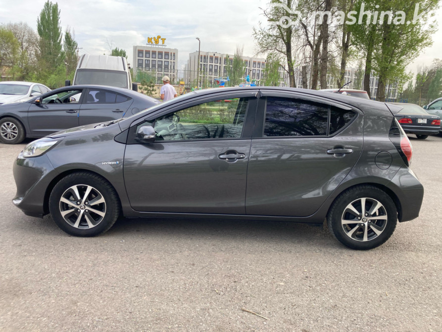 Toyota Prius c I Рестайлинг 1.5, 2018 Bishkek - photo 2