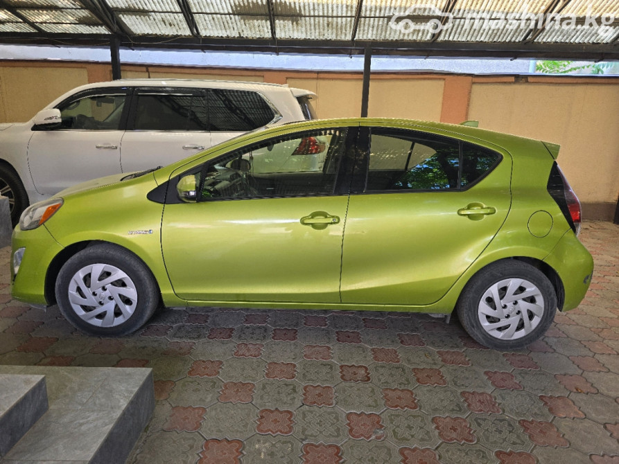 Toyota Prius c I Рестайлинг 1.5, 2016 Bishkek - photo 3