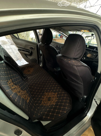 Toyota Prius c I Рестайлинг 1.5, 2016 Бишкек - сүрөт 10