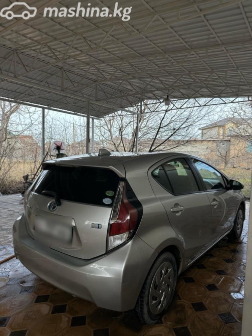 Toyota Prius c I Рестайлинг 1.5, 2016 Bishkek - photo 4