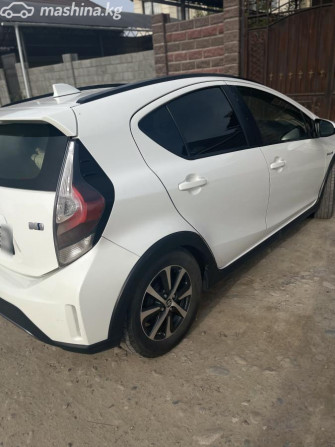 Toyota Prius c I Рестайлинг 1.5, 2017 Бишкек - сүрөт 4