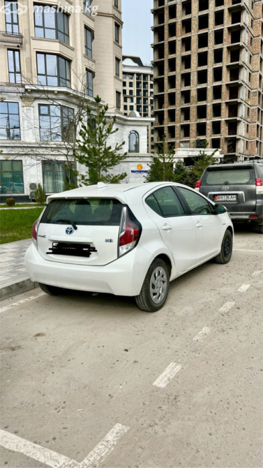 Toyota Prius c I Рестайлинг 1.5, 2016 Bishkek - photo 4