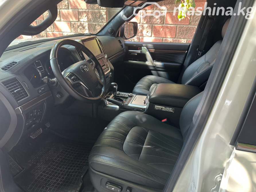 Toyota Land Cruiser 200 Series Рестайлинг 2 4.6, 2019 Bishkek - photo 5