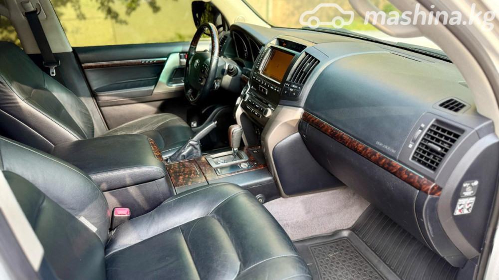 Toyota Land Cruiser 200 Series 4.7, 2011 Бишкек - сүрөт 3