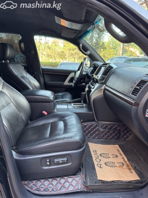 Toyota Land Cruiser 200 Series Рестайлинг 1 4.6, 2012 Бишкек - изображение 9