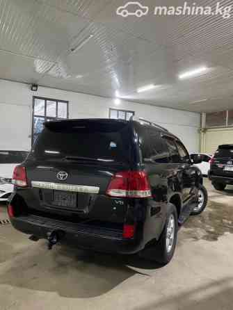 Toyota Land Cruiser 200 Series 4.7, 2011 Bishkek