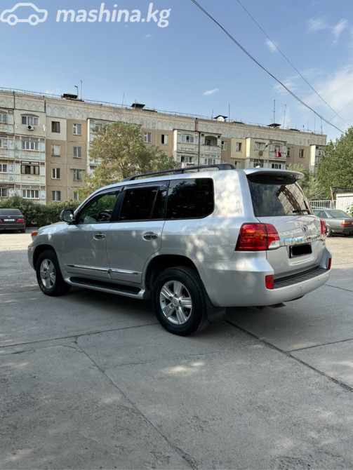 Toyota Land Cruiser 200 Series Рестайлинг 1 4.6, 2014 Бишкек - сүрөт 5