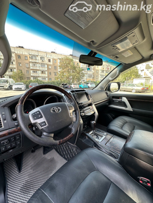 Toyota Land Cruiser 200 Series Рестайлинг 1 4.6, 2014 Бишкек - сүрөт 8