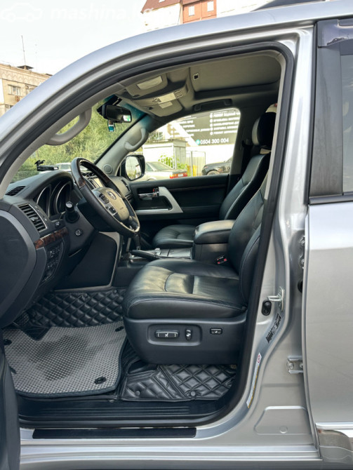 Toyota Land Cruiser 200 Series Рестайлинг 1 4.6, 2014 Бишкек - сүрөт 6