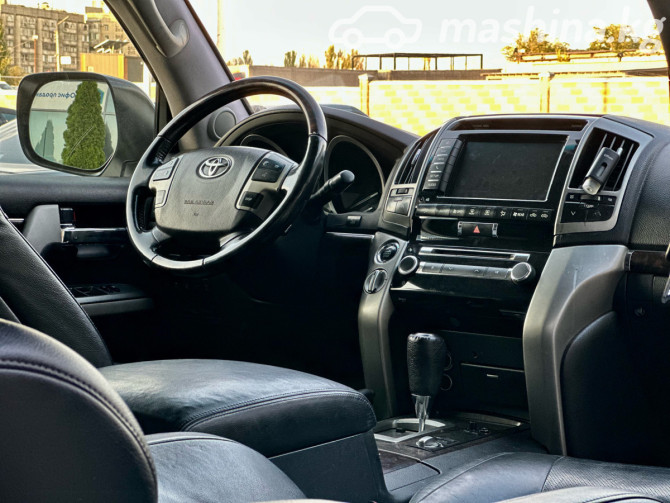 Toyota Land Cruiser 200 Series Рестайлинг 1 4.5, 2012 Bishkek - photo 12