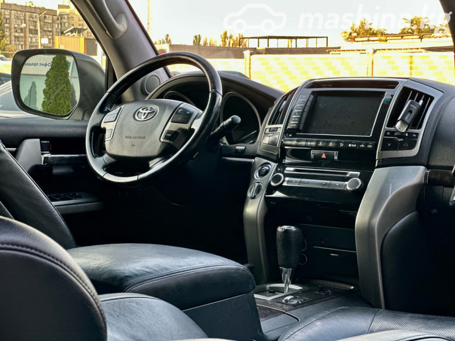 Toyota Land Cruiser 200 Series Рестайлинг 1 4.5, 2012 Бишкек - сүрөт 12