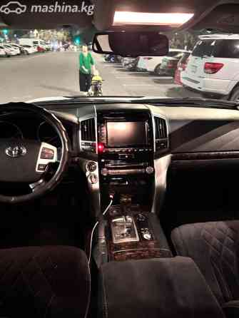 Toyota Land Cruiser 200 Series Рестайлинг 1 4.6, 2014 Bishkek