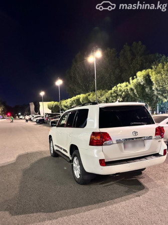 Toyota Land Cruiser 200 Series Рестайлинг 1 4.6, 2014 Bishkek - photo 6