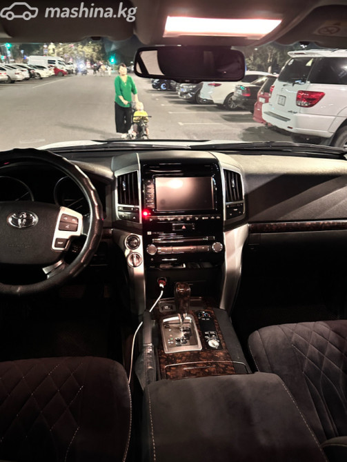 Toyota Land Cruiser 200 Series Рестайлинг 1 4.6, 2014 Бишкек - изображение 4