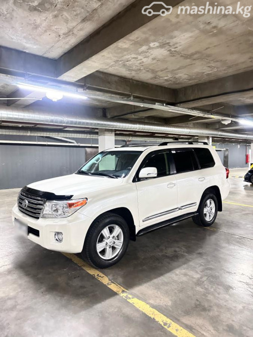 Toyota Land Cruiser 200 Series Рестайлинг 1 4.6, 2014 Бишкек - изображение 12