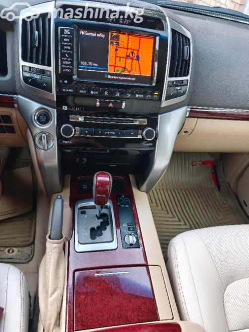 Toyota Land Cruiser 200 Series Рестайлинг 1 4.6, 2014 Бишкек - сүрөт 12