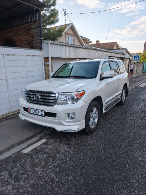 Toyota Land Cruiser 200 Series Рестайлинг 1 4.6, 2014 Бишкек - сүрөт 1