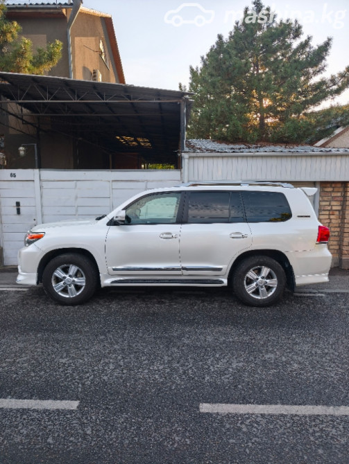 Toyota Land Cruiser 200 Series Рестайлинг 1 4.6, 2014 Бишкек - сүрөт 2