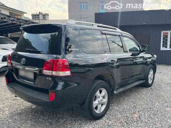 Toyota Land Cruiser 200 Series 4.5, 2011 Bishkek