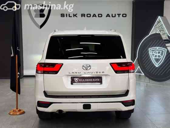 Toyota Land Cruiser 300 Series 4.0, 2022 Bishkek