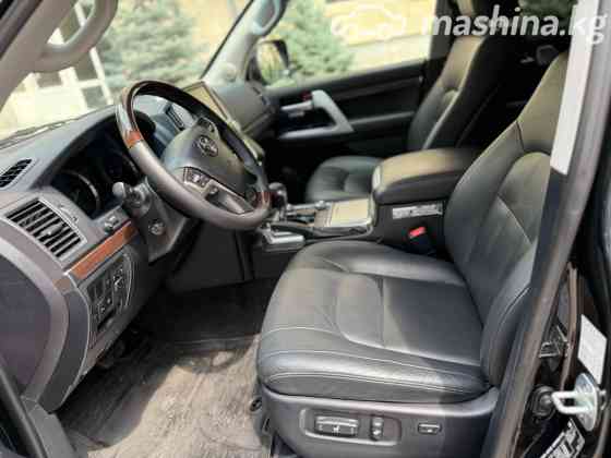 Toyota Land Cruiser 200 Series Рестайлинг 2 4.6, 2016 Bishkek