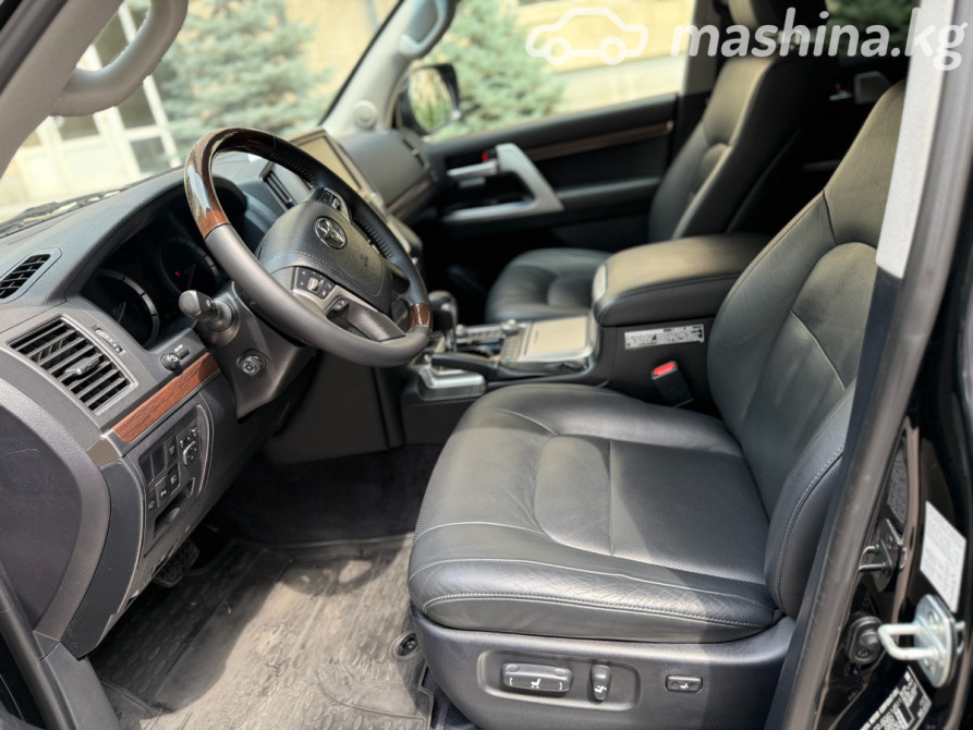 Toyota Land Cruiser 200 Series Рестайлинг 2 4.6, 2016 Бишкек - сүрөт 5