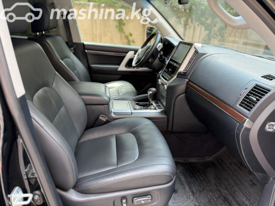 Toyota Land Cruiser 200 Series Рестайлинг 2 4.6, 2016 Бишкек - сүрөт 6