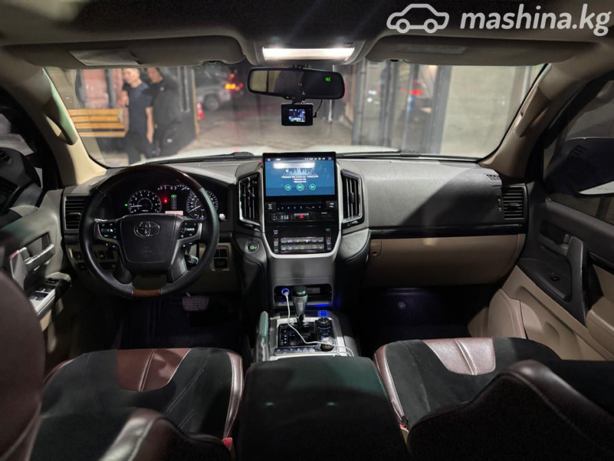 Toyota Land Cruiser 200 Series Рестайлинг 1 4.6, 2013 Бишкек - сүрөт 4