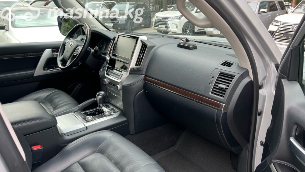 Toyota Land Cruiser 200 Series Рестайлинг 2 5.7, 2020 Бишкек - сүрөт 7