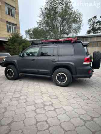 Toyota Land Cruiser 200 Series Рестайлинг 1 4.6, 2014 Bishkek