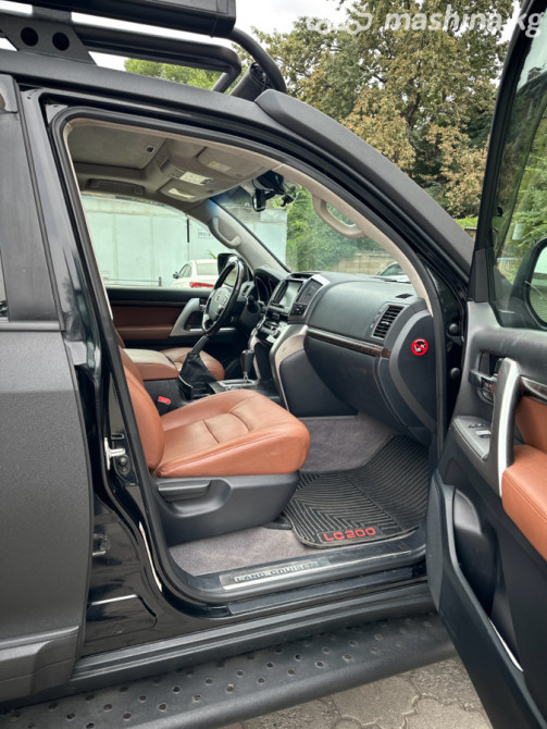 Toyota Land Cruiser 200 Series Рестайлинг 1 4.6, 2014 Бишкек - сүрөт 8