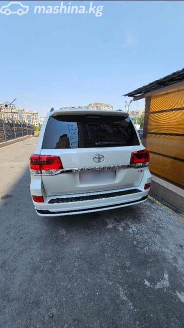 Toyota Land Cruiser 200 Series Рестайлинг 2 4.6, 2018 Бишкек - сүрөт 8
