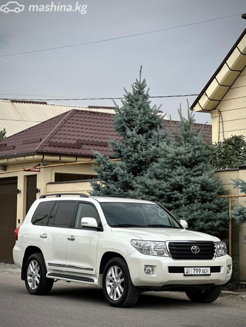 Toyota Land Cruiser 200 Series Рестайлинг 1 4.0, 2014 Бишкек - сүрөт 2