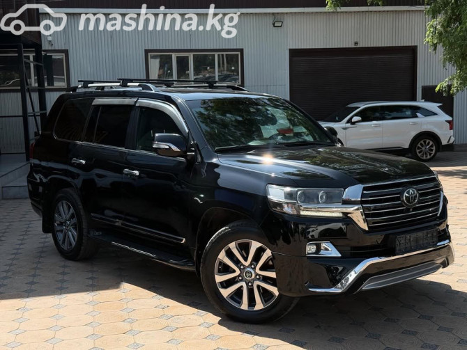 Toyota Land Cruiser 200 Series Рестайлинг 2 4.6, 2017 Bishkek - photo 1