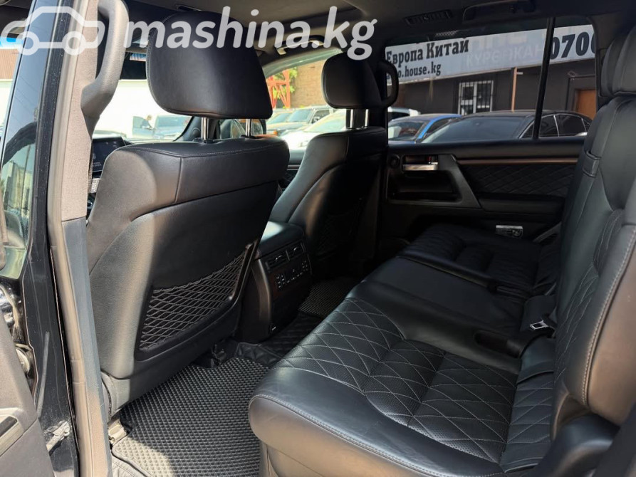 Toyota Land Cruiser 200 Series Рестайлинг 2 4.6, 2017 Бишкек - сүрөт 9