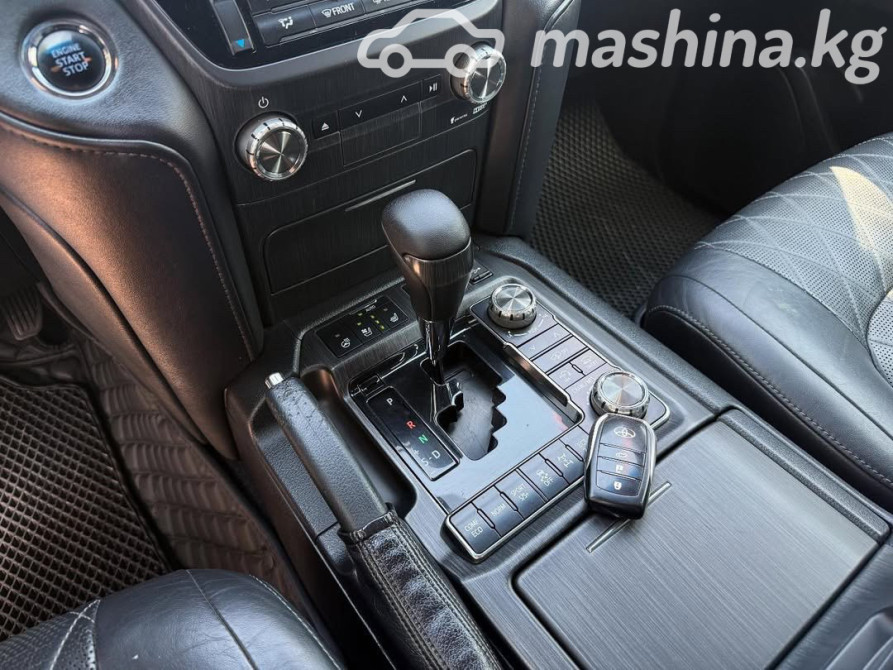 Toyota Land Cruiser 200 Series Рестайлинг 2 4.6, 2017 Бишкек - сүрөт 12