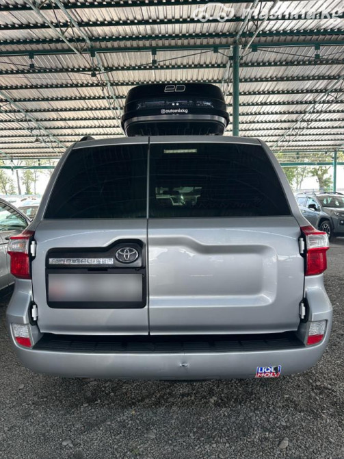 Toyota Land Cruiser 200 Series Рестайлинг 1 4.0, 2013 Бишкек - изображение 7