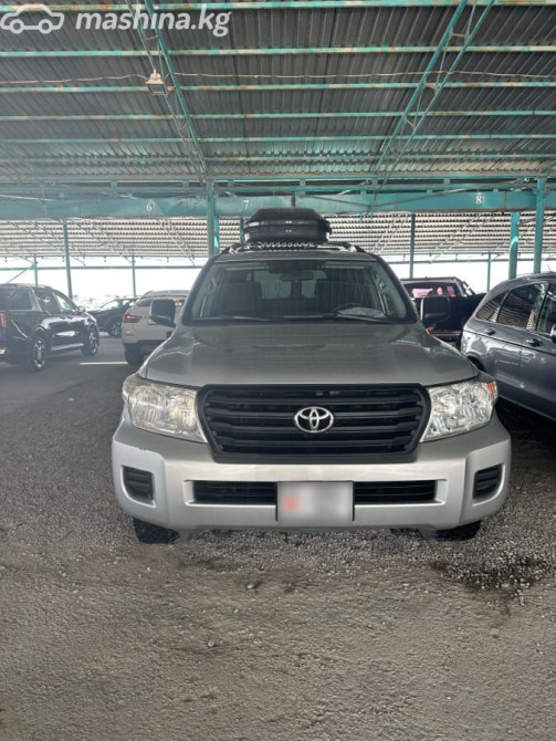 Toyota Land Cruiser 200 Series Рестайлинг 1 4.0, 2013 Бишкек - изображение 1