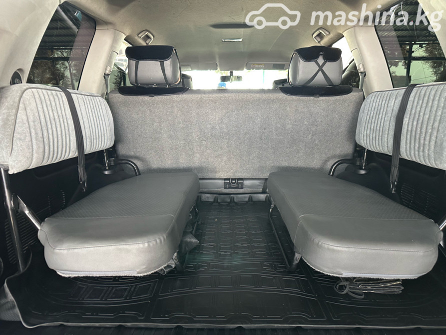 Toyota Land Cruiser 200 Series Рестайлинг 1 4.0, 2013 Бишкек - изображение 12