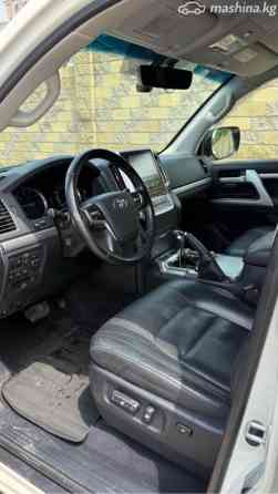 Toyota Land Cruiser 200 Series Рестайлинг 2 4.6, 2017 Bishkek